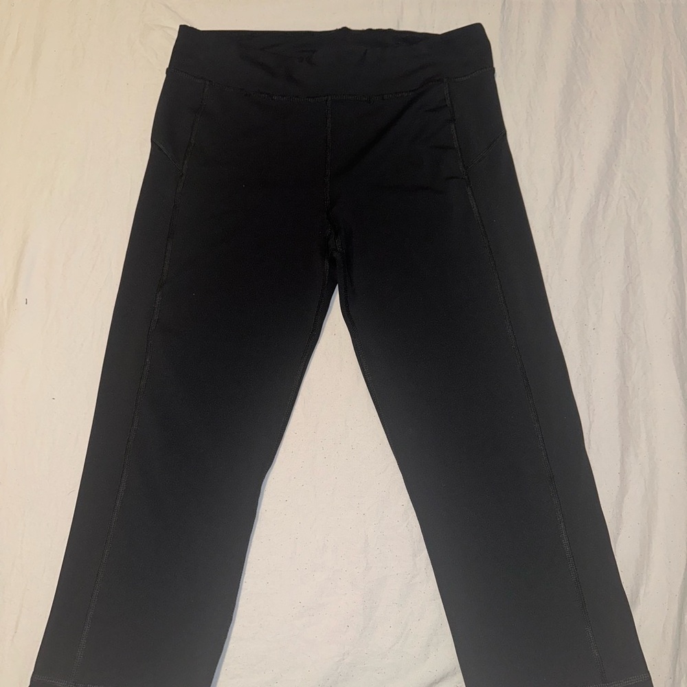 Black Cropped Leggings